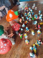 Smurfenhuis, molen en veel smurfen, Ophalen of Verzenden, Zo goed als nieuw, Verschillende Smurfen