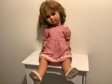 Oude pop, oud speelgoed , vintage,  beschikbaar voor biedingen