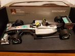 F1 mercedes amg wm01 Nico rosberg Showcar 2010, Hobby en Vrije tijd, Modelauto's | 1:18, Ophalen of Verzenden, Zo goed als nieuw