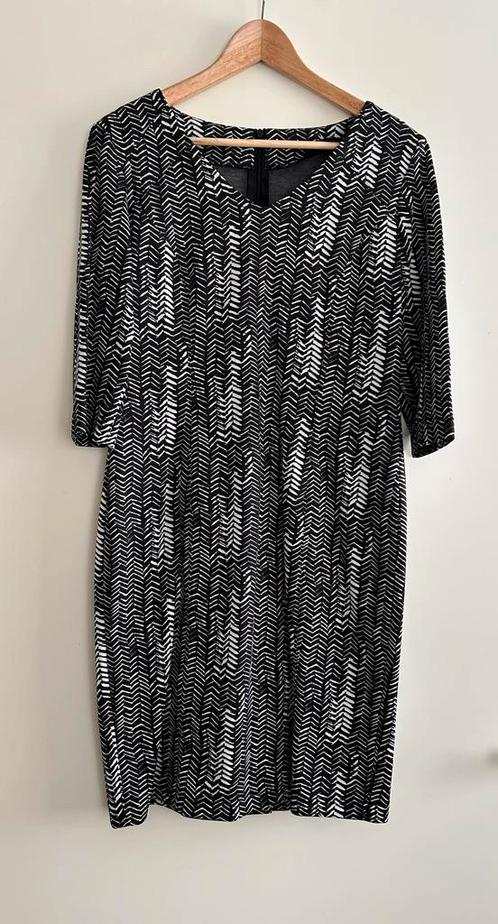 LaSalle jurk maat M (38), nieuw, Kleding | Dames, Jurken, Nieuw, Maat 38/40 (M), Zwart, Knielengte, Ophalen of Verzenden