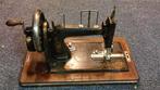 Oude naaimachine, Stella, Ophalen