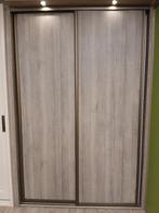 Showmodel kastenwand, 200 cm of meer, Klassiek, 150 tot 200 cm, Met hangruimte