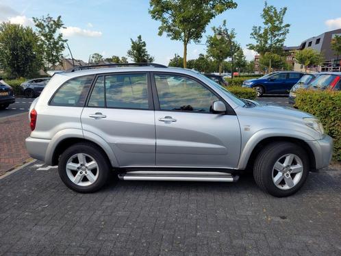 Toyota Rav4. Nieuwe APK+beurt. 173xxx KM. 2.0 5DR 4WD 2004, Auto's, Toyota, Particulier, Rav4, Airbags, Airconditioning, Centrale vergrendeling