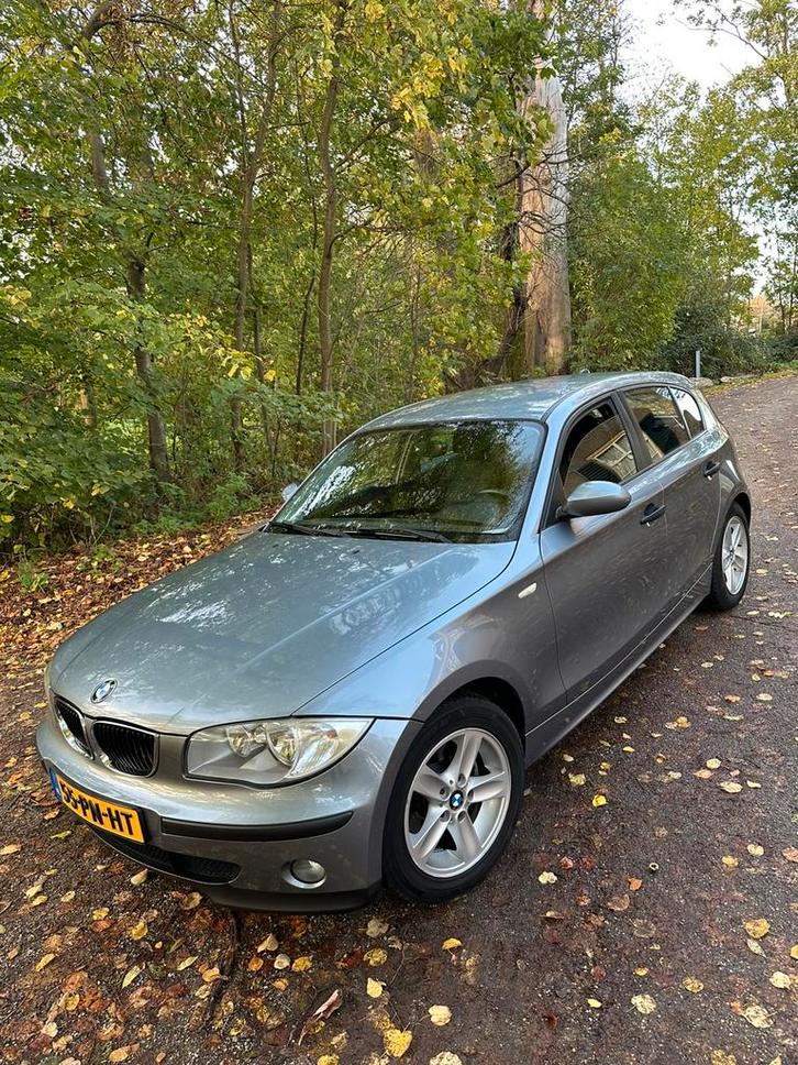 BMW 116i Executive 5-Drs 152000KM (lees beschrijving), Auto's, BMW, Particulier, Benzine, D, Hatchback, Handgeschakeld, Origineel Nederlands