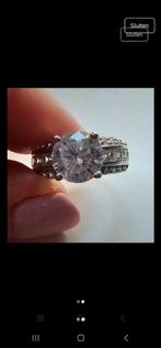 Ring, Sieraden, Tassen en Uiterlijk, Ringen, Ophalen of Verzenden, Zo goed als nieuw, 17 tot 18, Dame