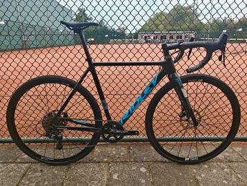 Ridley X-Night 50cc Carbon Disc SRAM Apex 11 DT Swiss G-One beschikbaar voor biedingen