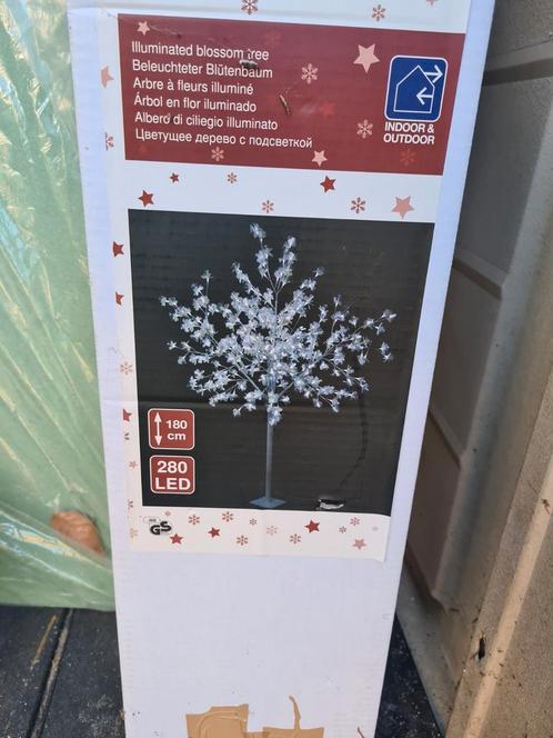 Kunst boom met bloesem led verlichting binnen en buiten, Tuin en Terras, Planten | Bomen, Olijfboom, 100 tot 250 cm, Volle zon