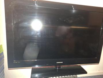 Samsung 40 inch TV beschikbaar voor biedingen