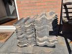 GRATIS AF TE HALEN. 33 stuks dakpannen (sneldekkers), Doe-het-zelf en Verbouw, Dakpannen en Dakbedekking, Ophalen of Verzenden