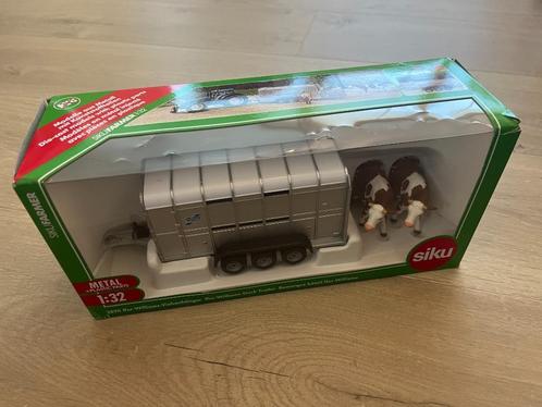 SIKU Ifor Williams trailer met koeien, Hobby en Vrije tijd, Modelauto's | 1:32, Zo goed als nieuw, Tractor of Landbouw, SIKU, Ophalen of Verzenden