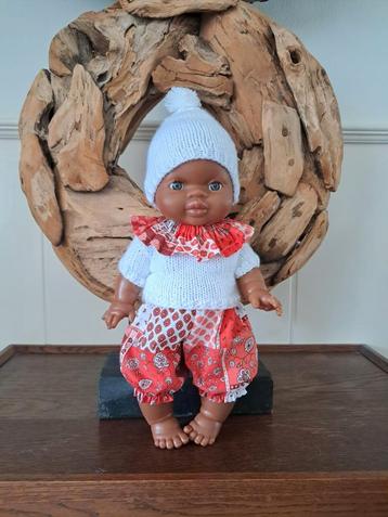 Poppenkleertjes voor de Paola Reina pop van 34 cm beschikbaar voor biedingen