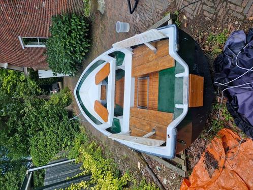 Recent opgeknapte sloep met 4takt suzuki motor, Watersport en Boten, Sloepen, Zo goed als nieuw, Tot 10 pk, 6 meter of meer, Buitenboordmotor