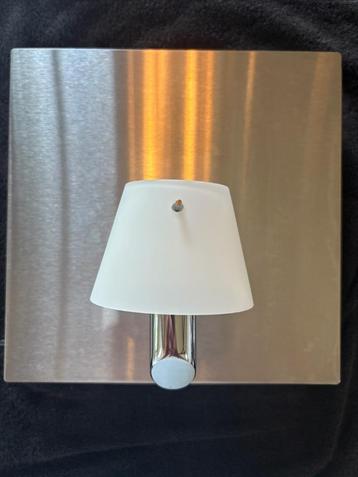 Wandlampen, modern beschikbaar voor biedingen