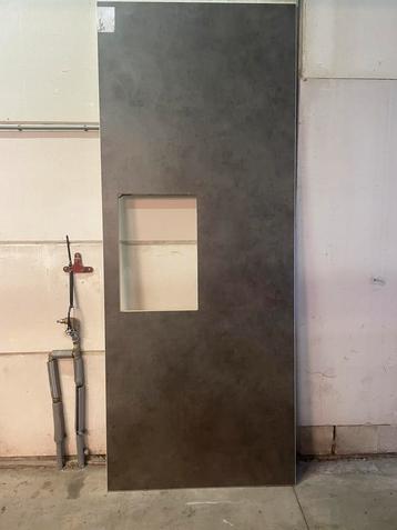 Aanrechtblad  beschikbaar voor biedingen