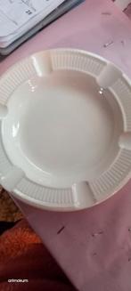 Asbak edme wedgwood  18cm., Huis en Inrichting, Ophalen of Verzenden, Wedgwood, Aardewerk, Schaal of Schalen