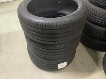 3 nieuwe Michelin Primacy 4 in 235 40 19 96W beschikbaar voor biedingen