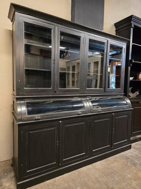 Zwarte grutterskast | vitrinekast | buffetkast bolle kleppen, Huis en Inrichting, Kasten | Buffetkasten, Gebruikt, 200 cm of meer