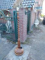 Staande getorste eikenhouten schemerlamppoot., Ophalen