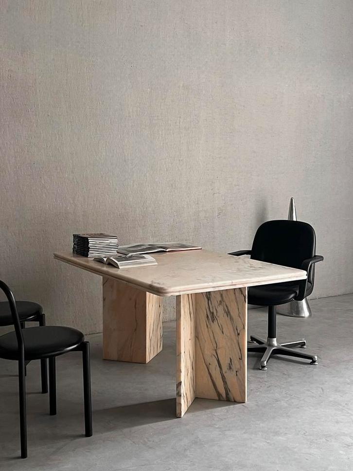 Vintage Italiaanse marmeren tafel, Huis en Inrichting, Bureaus, Zo goed als nieuw, Ophalen