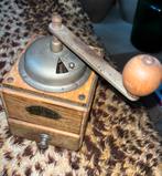 Antieke Houten Koffiemolen met Lade, Antiek en Kunst, Antiek | Keukenbenodigdheden, Ophalen of Verzenden