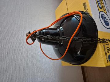 industriële lamp vintage beschikbaar voor biedingen