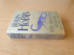 Robin Hobb - The Dragon Keeper (pocket), Ophalen of Verzenden, Gelezen, Robin Hobb