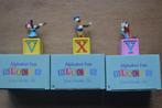3 x vintage Walt Disney Grolier Alphabet Fun blocks beeldje, Verzenden, Donald Duck, Zo goed als nieuw, Beeldje of Figuurtje