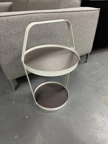 Nette Design on Stock Tub bijzettafel | Design on Stock Tub beschikbaar voor biedingen