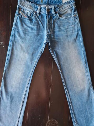 ZGAN CLASSIC DIESEL 008AT LARKEE STRAIGHT JEANS SIZE 32/32!! beschikbaar voor biedingen