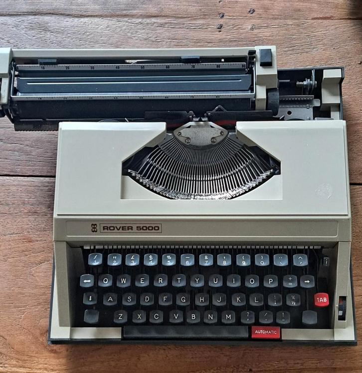 Te koop typemachine rover 5000, Diversen, Typemachines, Gebruikt, Ophalen of Verzenden