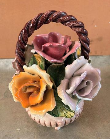 Capodimonte Rozenmandje - Italiaans porcelein vintage beschikbaar voor biedingen