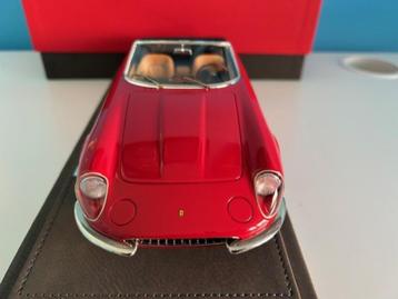 FERRARI 365 CALIFORNIA 1966 1:18 BBR beschikbaar voor biedingen