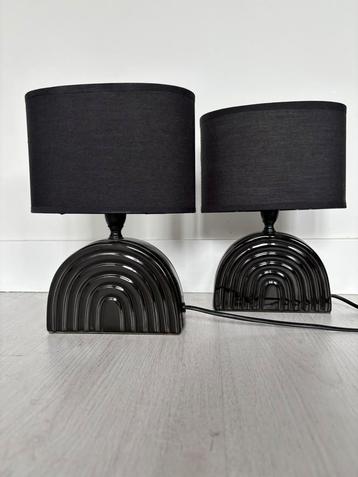 Zwarte dressoir/nachtkast lampjes beschikbaar voor biedingen