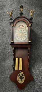 Friese staartklok met maanstand (notenhout), Antiek en Kunst, Antiek | Klokken, Ophalen