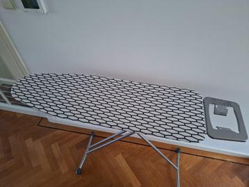 IKEA strijkplank beschikbaar voor biedingen