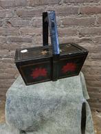Brocante houten mand met deksel hand beschilderd €20, Ophalen