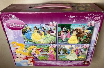 Koffertje met 4 prinsessen puzzels, 12/16/20/24 stukjes beschikbaar voor biedingen