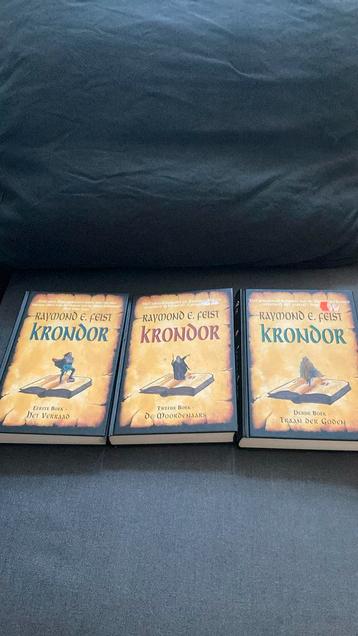 Krondor trilogie NL Raymond e Feist beschikbaar voor biedingen