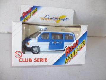 Autocraft Volkswagen Bus Politie in doos ca. 1:43 modelauto. beschikbaar voor biedingen