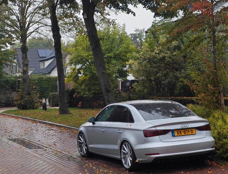 Audi A3 1.4 Tfsi S-Line Limousine Automaat -ZIE BESCHRIJVING, Auto's, Audi, Particulier, A3, Airbags, Airconditioning, Android Auto