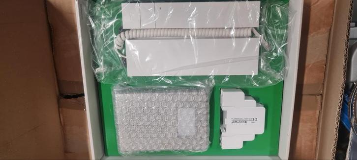 Comelit Audio Intercom Systeem - Nieuw in Doos, Huis en Inrichting, Deurbellen, Nieuw, Bedraad, Terugspreekfunctie, Ophalen of Verzenden