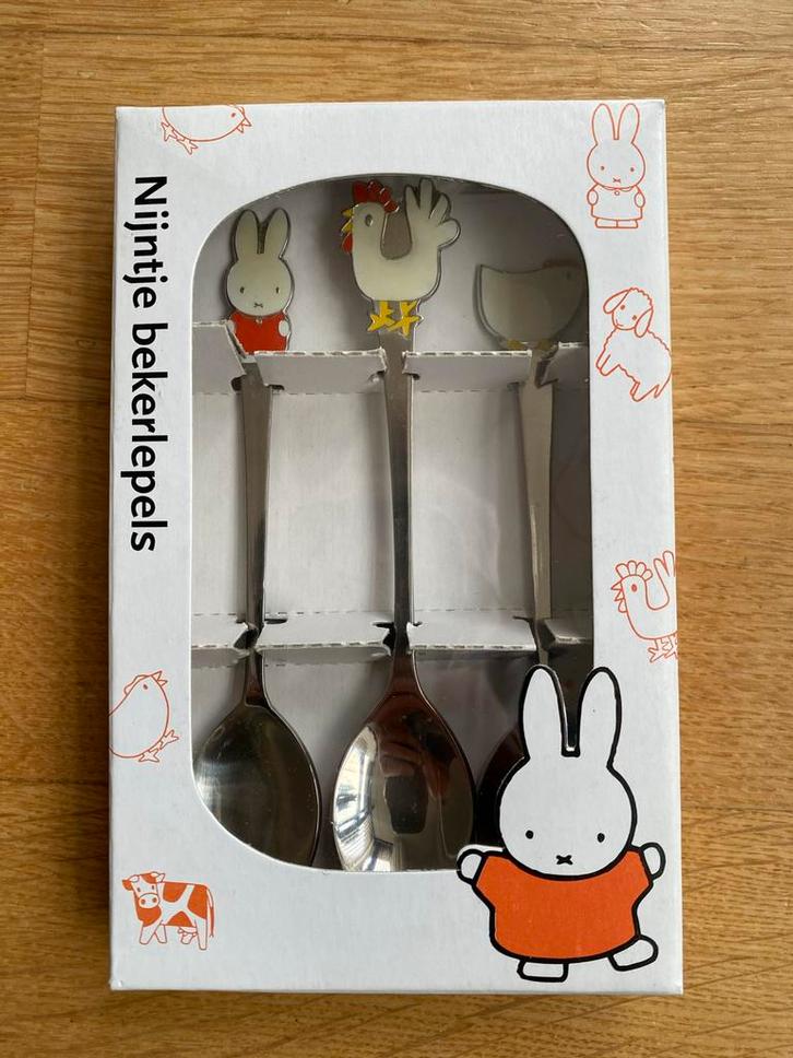 Nijntje Bekerlepels Douwe Egberts - Nieuw in doos, Verzamelen, Merken en Reclamevoorwerpen, Nieuw, Gebruiksvoorwerp, Ophalen of Verzenden