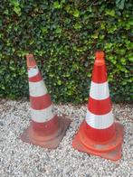 2x kunststof pilon. Afzetting Waarschuwing, Ophalen, Gebruikt