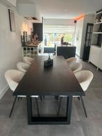 Zwarte houten eettafel met wit/beige stoelen, 200 cm of meer, Zo goed als nieuw, Rechthoekig, 50 tot 100 cm
