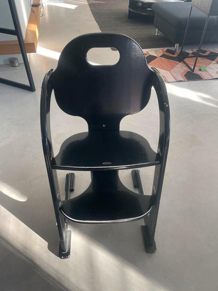 Vintage Kinderstoel - Zwart, Kinderen en Baby's, Kinderstoelen, Gebruikt, Meegroeistoel, Ophalen