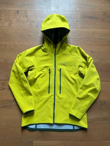 Arcteryx softshell beschikbaar voor biedingen
