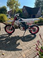 Rieju Mrt Trophy 50cc Veel Nieuw!, Fietsen en Brommers, Brommers | Overige merken, Ophalen, Maximaal 45 km/u, Zo goed als nieuw