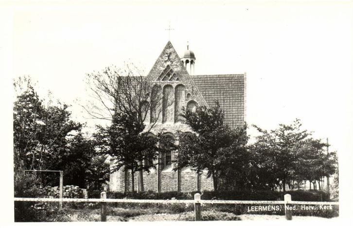 Leermens. Ned. Herv. Kerk - ongelopen, Verzamelen, Ansichtkaarten | Nederland, Ongelopen, Noord-Brabant, 1940 tot 1960, Ophalen of Verzenden
