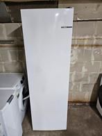 Bosch vriezer nofrost met garantie 325,-, Ophalen of Verzenden, Zo goed als nieuw, Energieklasse A of zuiniger