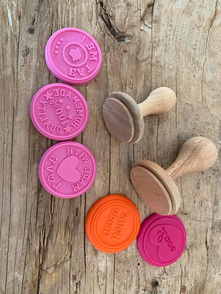 Koekjesstempels - 5 stuks, Huis en Inrichting, Keuken | Keukenbenodigdheden, Zo goed als nieuw, Ophalen of Verzenden